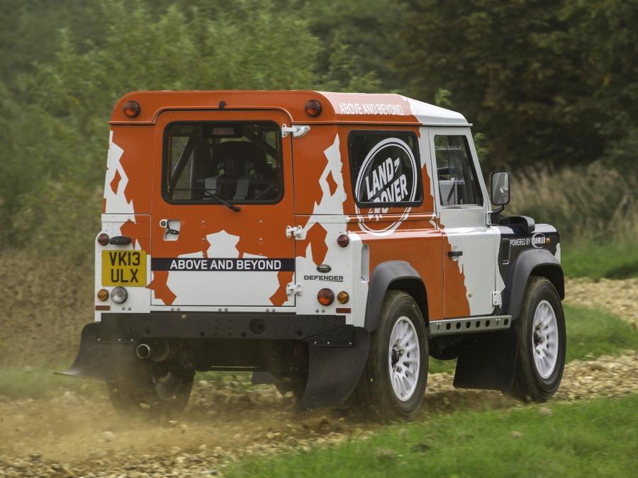  Land Rover Defender 90 Challenge Car 2014 года  (фото 19 из 35)